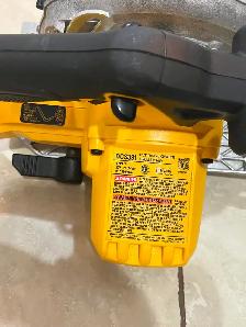 DEWALT 20V MAX FLEXVOLT ADVANTAGE Cordless Circular Saw - Photo 3