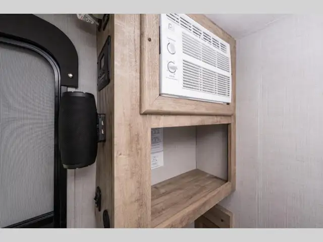 2025 Grand River Tracker - Photo 5