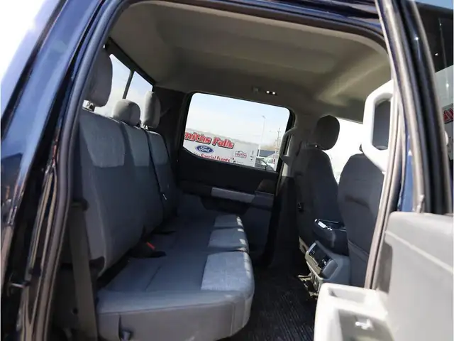 2023 Ford F-150 XLT - Photo 28