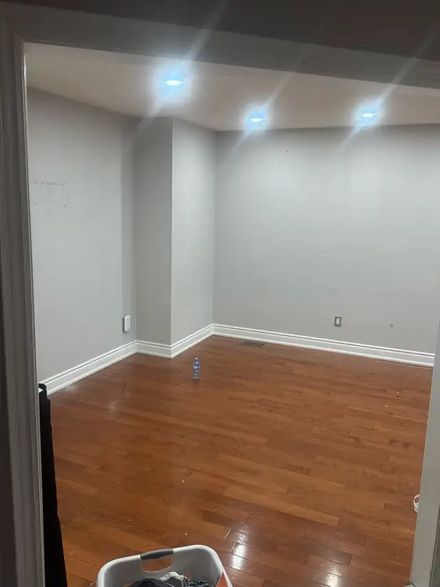 House available for rent - 4 Rooms and 4 Washrooms - Photo 5