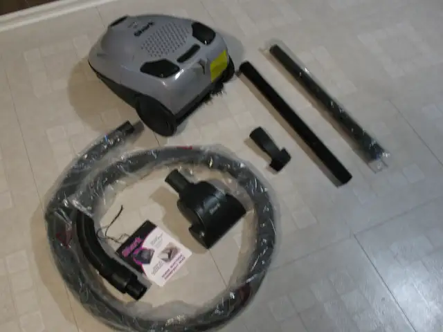 SHARK Quick Clean Canister Vacuum Cleaner, LIKE NEW - Photo 8