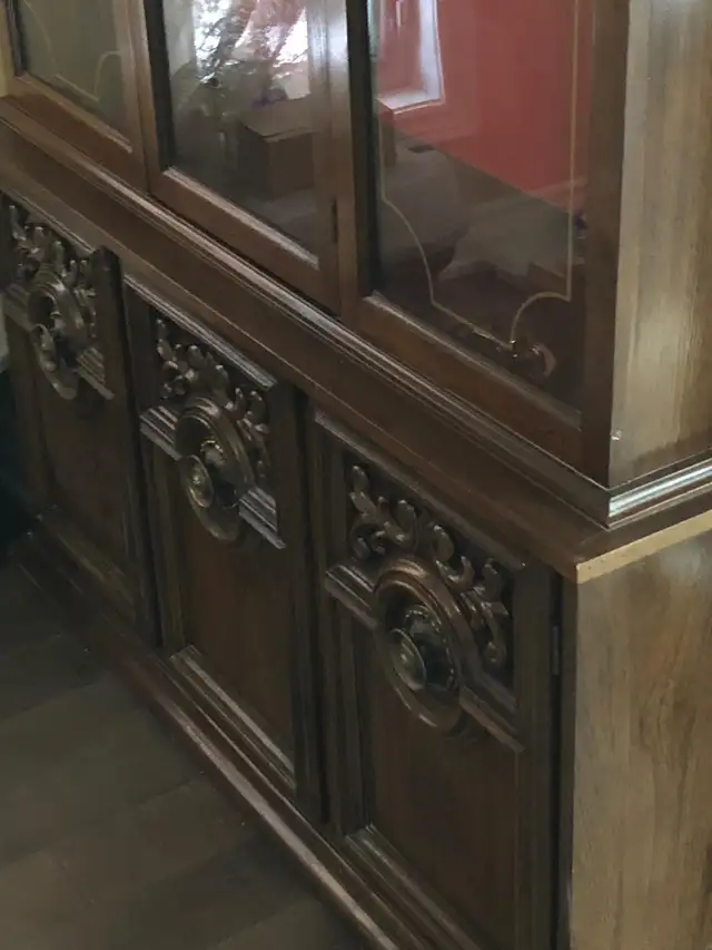 DINING SET WITH CABINET - Photo 7