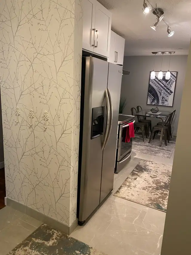 LARGE ROOM FOR RENT $800 - Photo 2