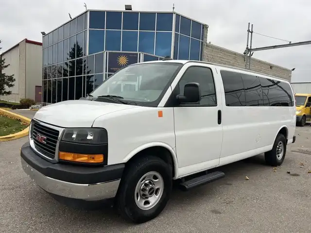 2022 GMC Savana