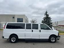 2022 GMC Savana - Photo 4