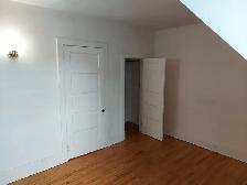 3 Bedroom Sandy Hill Apartments for Rent (Somerset/Blackburn) - Photo 8