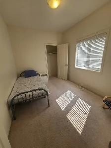 $550 - Room for rent (L7A 5A7) - - Photo 5