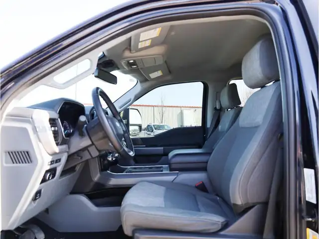 2023 Ford F-150 XLT - Photo 12