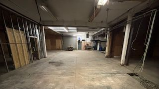 WAREHOUSE/ WORK SHOP/YARD FOR RENT-TORONTO - Photo 7