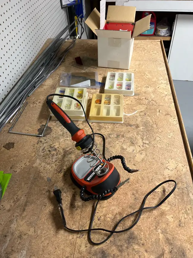 Unused stain glass and pieces and Tools - Photo 3