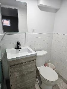 Furnished Master Room, Private Washroom, All Utilities Provided - Photo 4