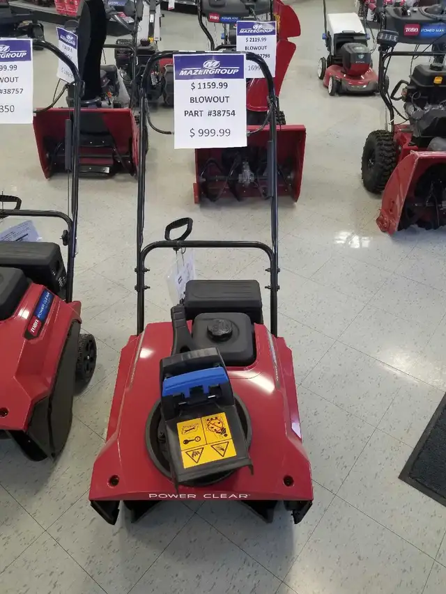 Toro Snowblower BLOWOUT