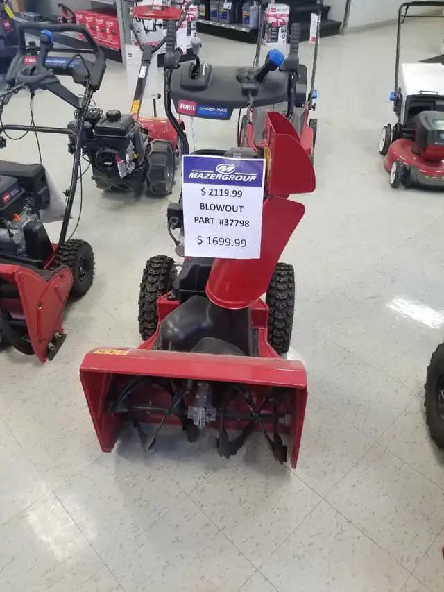Toro Snowblower BLOWOUT - Photo 9