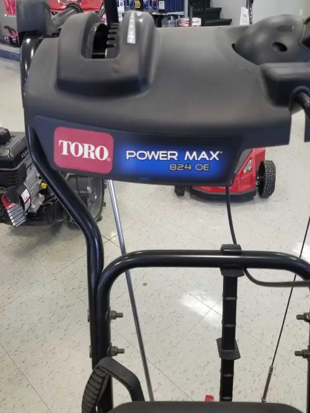 Toro Snowblower BLOWOUT - Photo 10