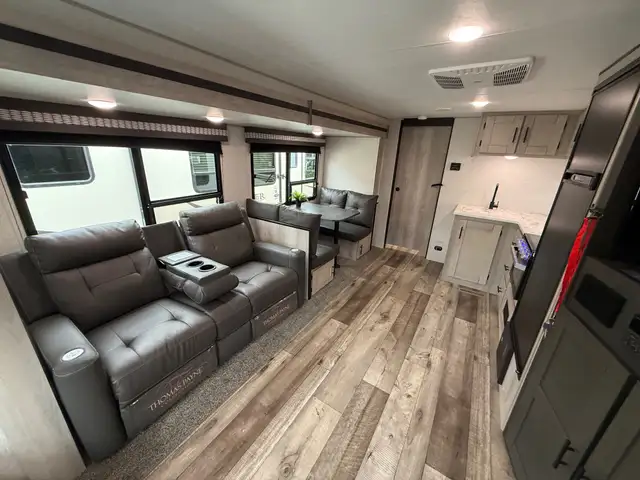 2021 Kz Connect 281RLSE - Photo 9