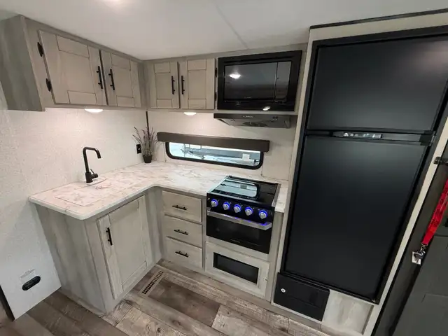 2021 Kz Connect 281RLSE - Photo 11