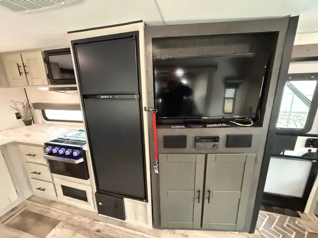 2021 Kz Connect 281RLSE - Photo 12