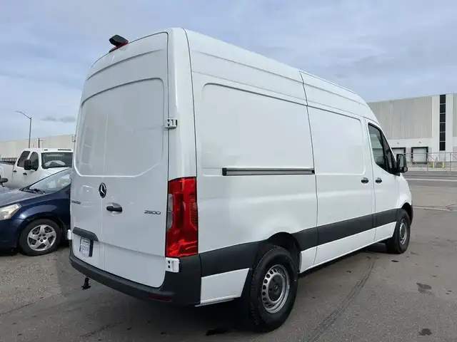 2023 Mercedes-Benz Sprinter Van - Photo 16
