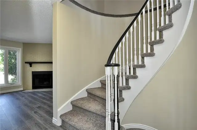 Attention Student Renters! Home steps from University of Guelph! - Photo 5