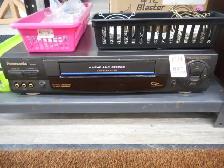 Vintage Audio Receivers, Pre-amp's, Amplifiers, EQ's, VHS VCR's. - Photo 3