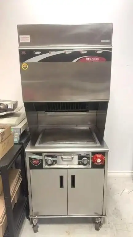 Spring  sale @ Liquidatorz brand new & Refurbished restaurant EQ - Photo 2