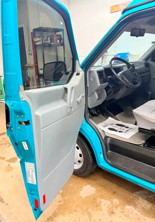 1994 VW Euro Van Westfalia Freshly Certified Waxed Shampooed - Photo 10