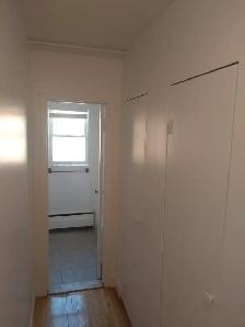 Beau très grand 3 ½  CDN, rue Kindersley, 1er juillet - Photo 7