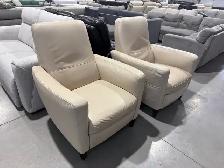 Natuzzi leather pushback recliners set of 2 - Photo 4