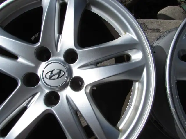 Set of Hyundai 17x7 Alloys. Tucson, Santa Fe, Sonata and Elantra - Photo 2