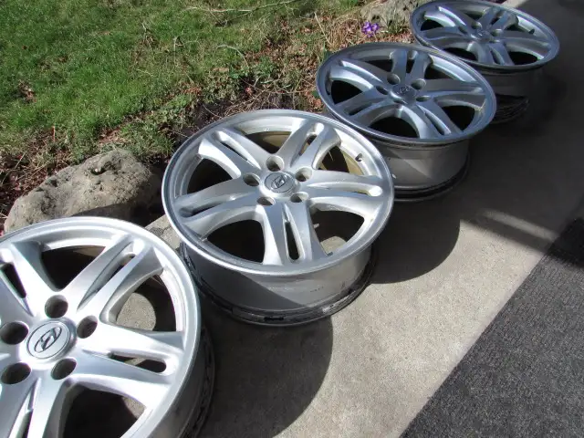 Set of Hyundai 17x7 Alloys. Tucson, Santa Fe, Sonata and Elantra - Photo 3