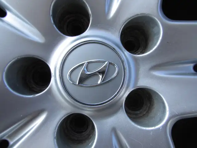 Set of Hyundai 17x7 Alloys. Tucson, Santa Fe, Sonata and Elantra - Photo 5