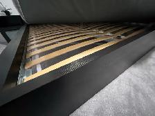 Queen bedroom set - Photo 3