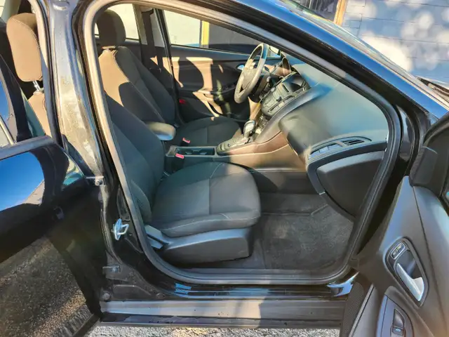 2015 FORD FOCUS SE  certified - Photo 16
