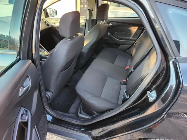 2015 FORD FOCUS SE  certified - Photo 17