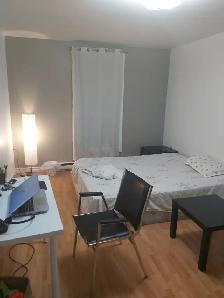 Room 3rd floor-$399 (including everything) - Photo 2