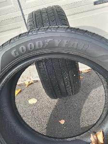 2 tires GOODYEAR 215/50/R18 all season.