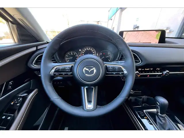 2025 Mazda CX-30 GT Turbo | Heated Leather | Sunroof | AWD - Photo 5