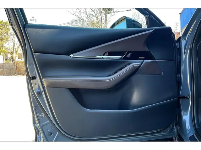 2025 Mazda CX-30 GT Turbo | Heated Leather | Sunroof | AWD - Photo 18