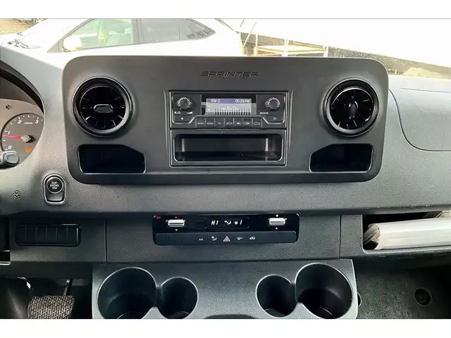 2022 Mercedes-Benz Sprinter Crew Van 2500 High Roof | Diesel | 1 - Photo 6