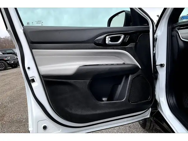 2024 Jeep Compass Limited Elite | Driver Assist Group | NAV | 4X - Photo 18