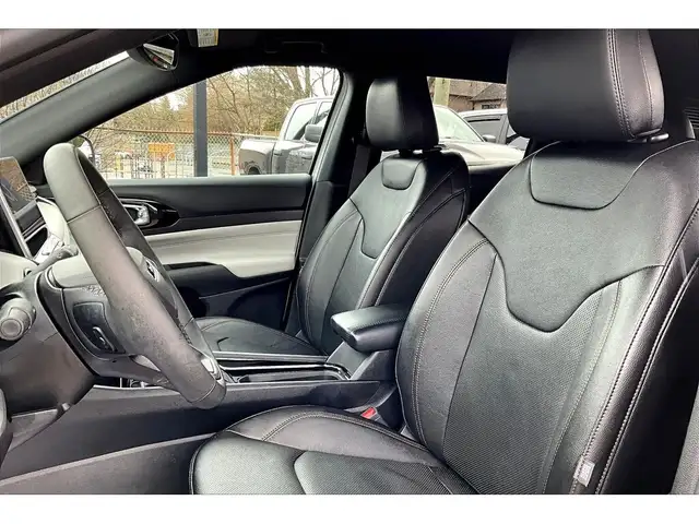 2024 Jeep Compass Limited Elite | Driver Assist Group | NAV | 4X - Photo 25