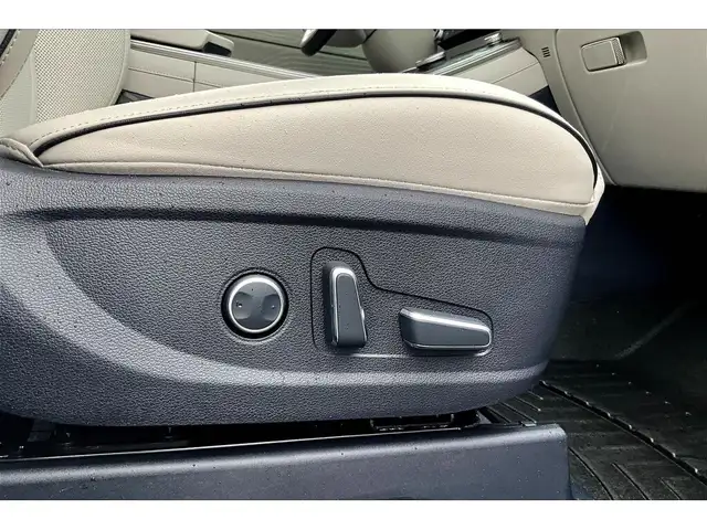 2025 Hyundai Palisade Ultimate Calligraphy 7Seat AWD - Photo 16