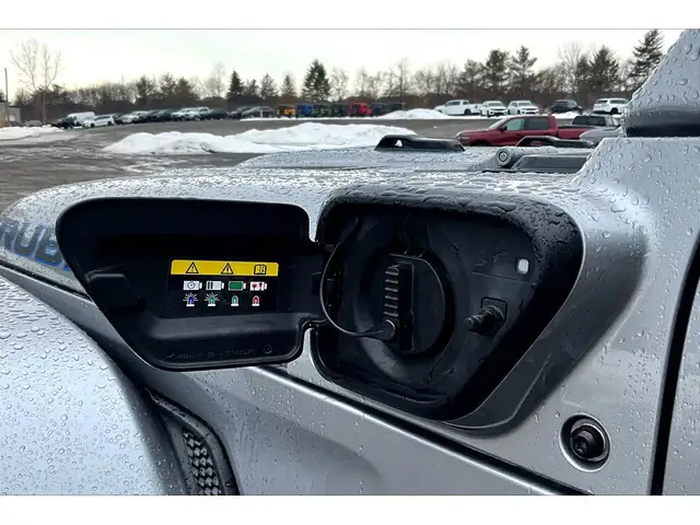 2021 Jeep Wrangler 4xe Rubicon PHEV | Tow Pkg | Steel Bumper | 4 - Photo 16