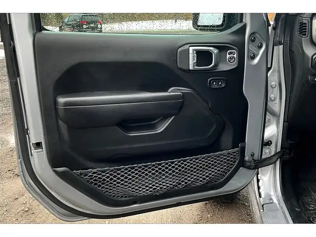 2021 Jeep Wrangler 4xe Rubicon PHEV | Tow Pkg | Steel Bumper | 4 - Photo 18