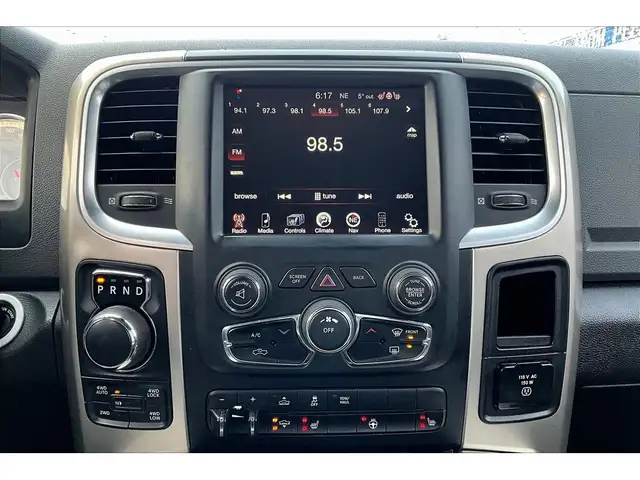 2015 Ram 1500 Big Horn Ecodiesel CrewCab | 6'4 Bed | AS IS | 4X4 - Photo 6