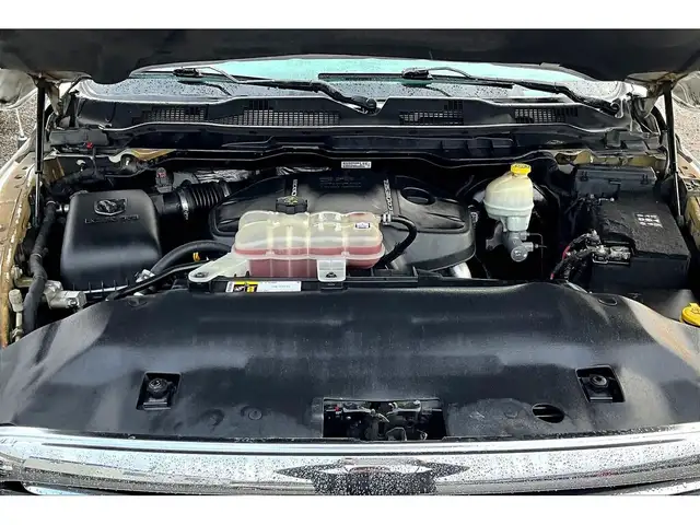 2015 Ram 1500 Big Horn Ecodiesel CrewCab | 6'4 Bed | AS IS | 4X4 - Photo 9