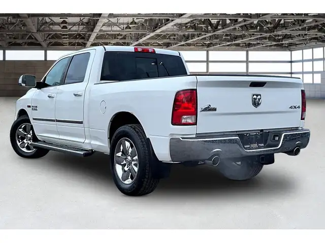 2015 Ram 1500 Big Horn Ecodiesel CrewCab | 6'4 Bed | AS IS | 4X4 - Photo 12