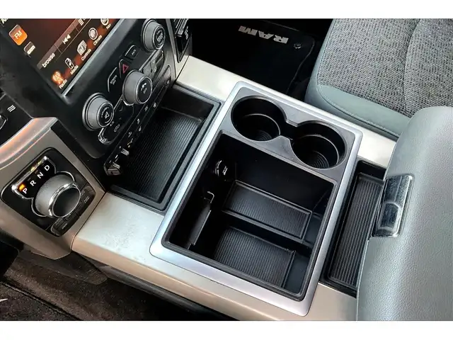 2015 Ram 1500 Big Horn Ecodiesel CrewCab | 6'4 Bed | AS IS | 4X4 - Photo 14