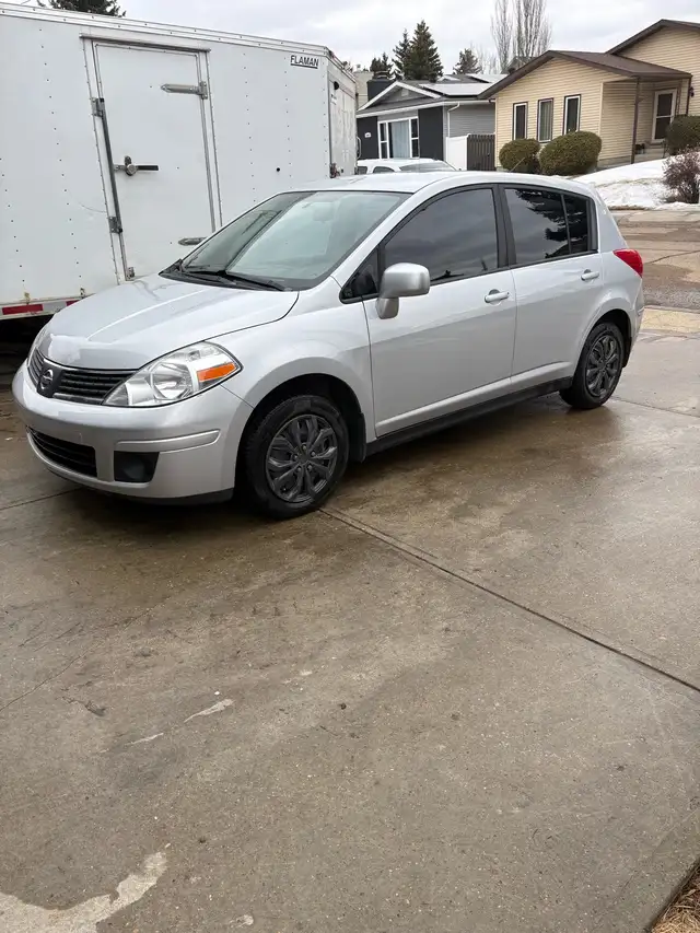 2009 nissian versa - Photo 4