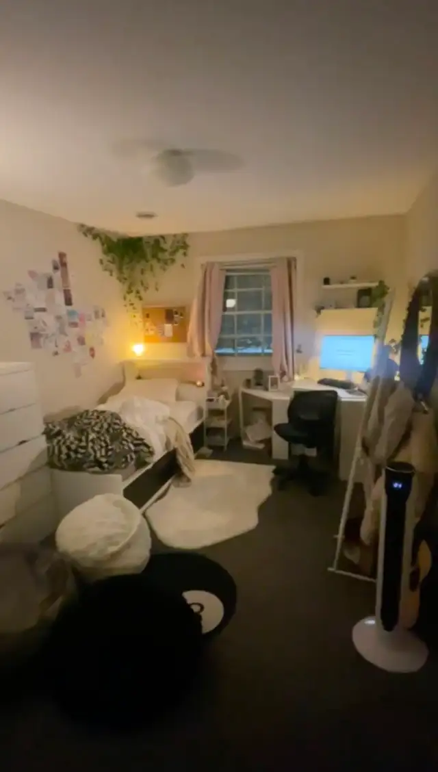 SUMMER AND WINTER LONDON Sublet Available